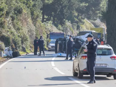 Tragična nesreča februarja 2025, v kateri je umrl 31-letni potnik v kombiju. Dubrovnik. Foto: Pixsell