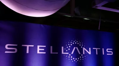 FILE PHOTO: The logo of Stellantis is seen during the Automotive Industry Day summit in Paris, France, November 4, 2025. REUTERS/Sarah Meyssonnier/File Photo
