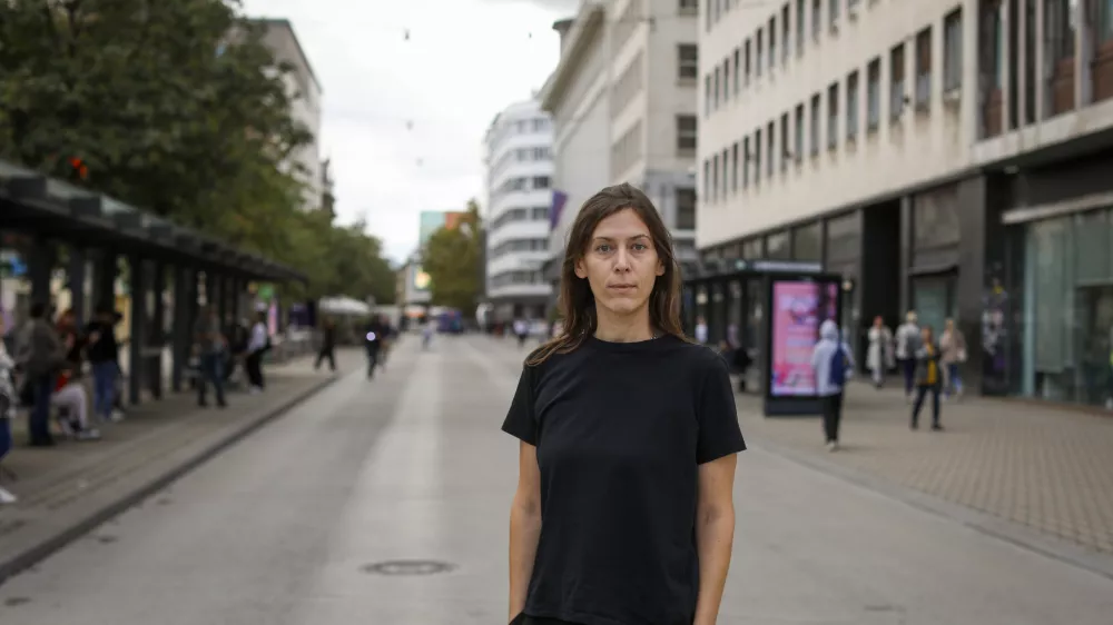 Nina Dragičević: &ldquo;Če bomo imeli več umetnikov, ne bo nikogar manj&rdquo;