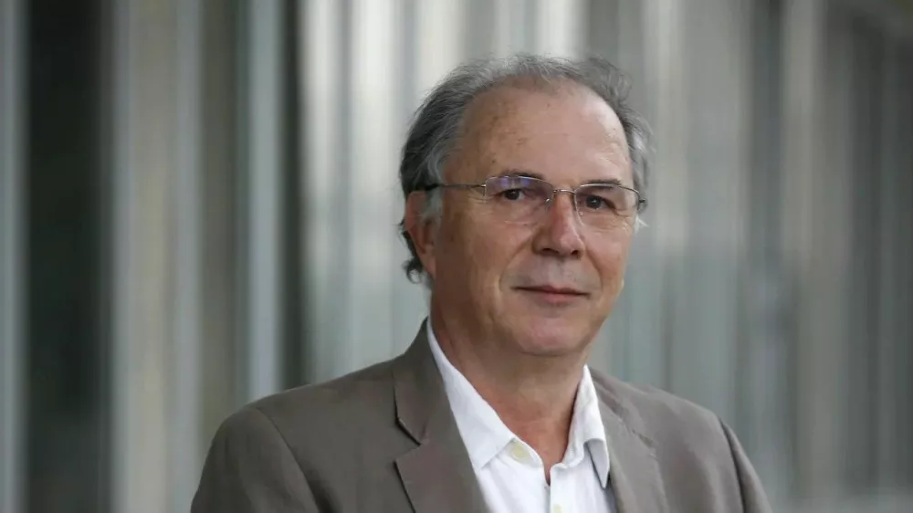 Neven Borak, ekonomist