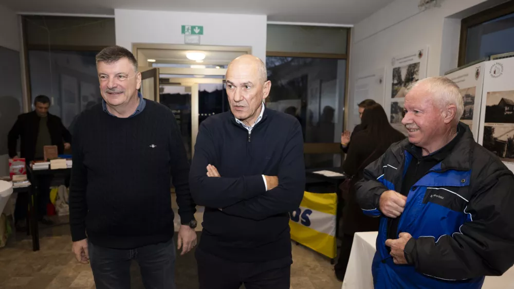 Janez Jan&scaron;aPeter VerličVOLITVE 202628.02.2026 Pogovorni večer v organizaciji SDS Koalicija z volivci - Kulutrni dom GrosupljeFOTO: Nik Erik Neubauer