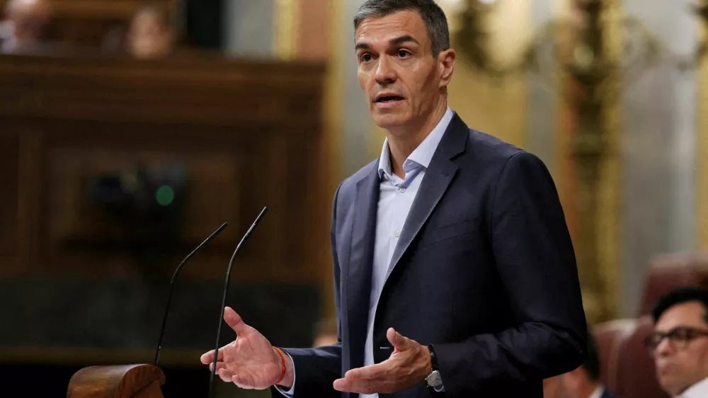 FILE PHOTO: Spain's Prime Minister Pedro Sanchez addresses parliament to respond to alleged corruption cases linked to his Socialist party, in Madrid, Spain, June 24, 2026. REUTERS/Violeta Santos Moura//File Photo
