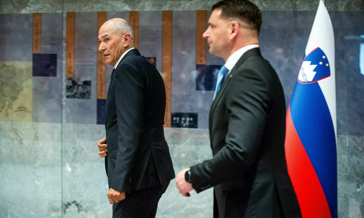 Novi politični škandal: Mijićeva izobrazbena laž in grožnje s sankcijami