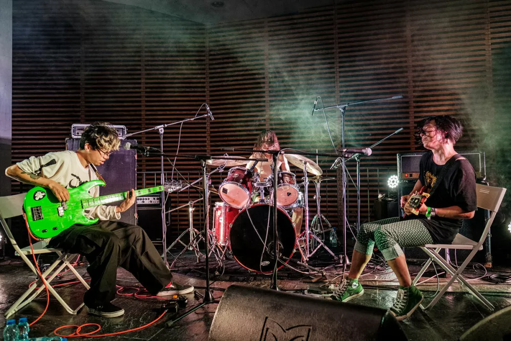 Japonski progresivno-psihadelični trio Green Milk From The Planet Orange F arhiv festivala Sajeta
