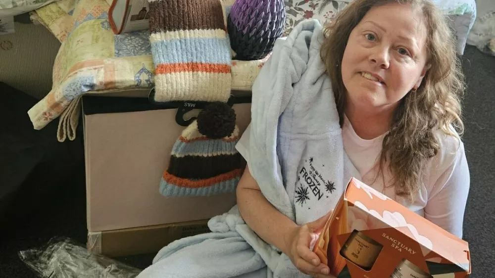 Britanka Anna Andrews ima za božič praktično že kupljena vsa darila. Foto: profimedia