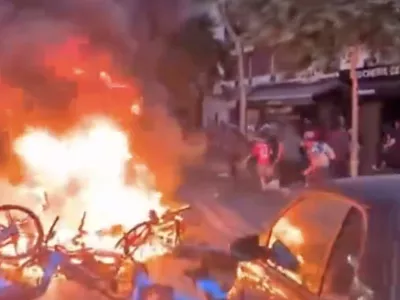 Izgredi po porazu Francije.