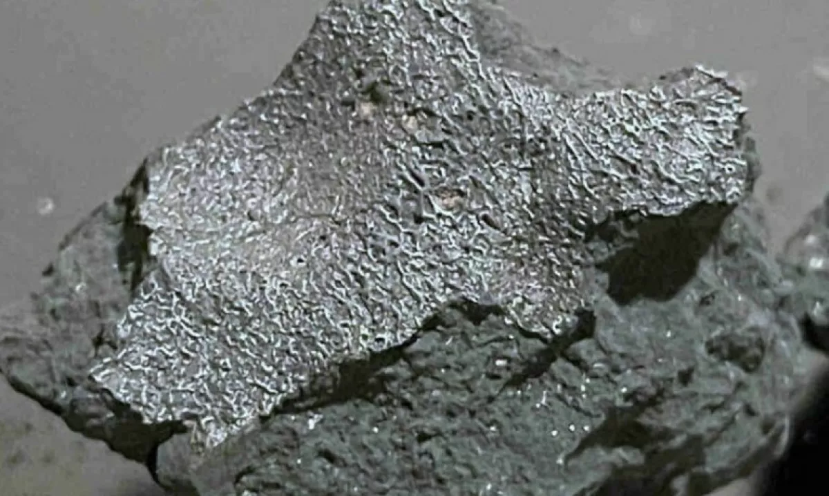 Meteorit padel na hišo, v njem so odkrili ključne sestavine za življenje