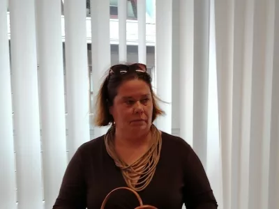 Direktorica preslepila uradnike s ponarejenimi življenjepisi