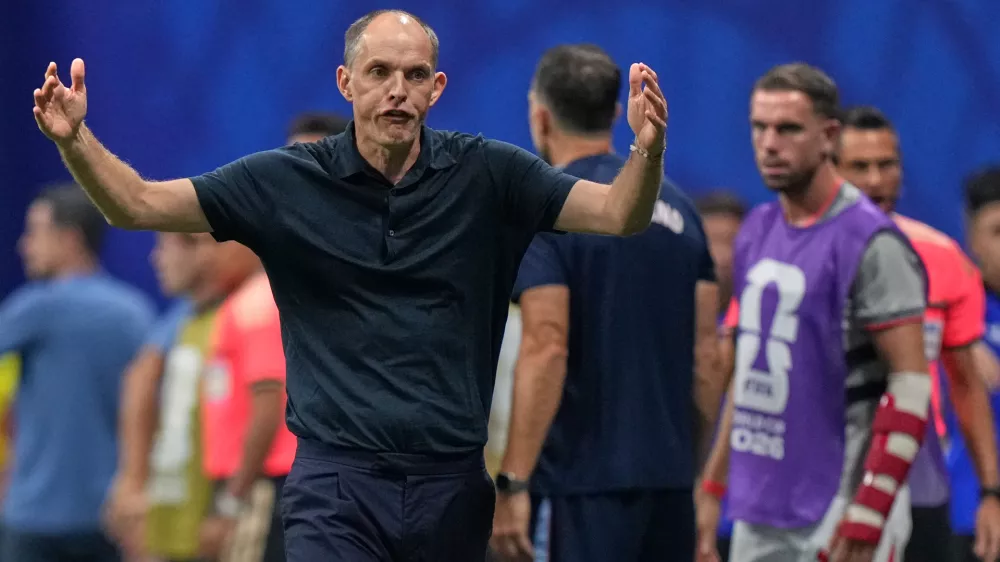 England head coach Thomas Tuchel reacts during the World Cup semifinal soccer match between England and Argentina in Atlanta, Wednesday, July 15, 2026. (AP Photo/Stephanie Scarbrough)