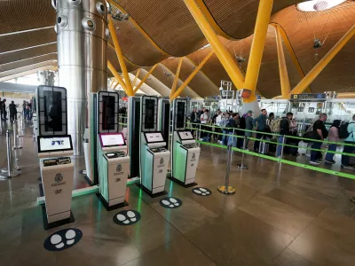 FILE PHOTO: Automated European Union's Entry/Exit System (EES) kiosks, at Adolfo Suarez Madrid-Barajas Airport in Madrid, Spain, October 9, 2025. REUTERS/Juan Medina/File Photo