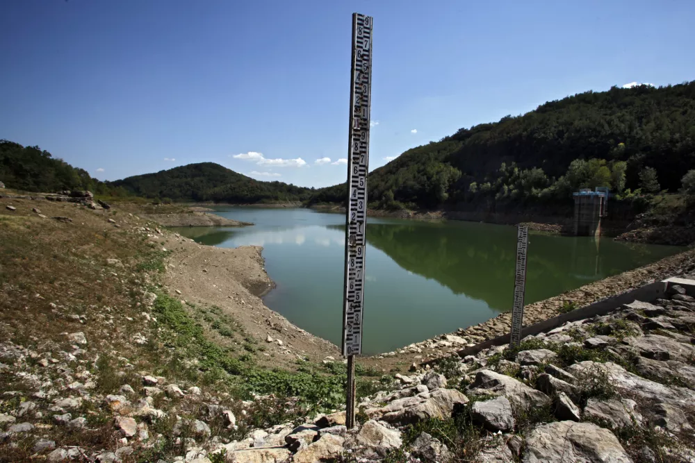 Vogrsko - jezero Vogr&scaron;ček- Vipavska dolina 2012 - su&scaron;a      //FOTO: Jaka Gasar