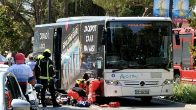 Slovenija, Portorož, 16.07.2026, 16. julij 2026Prometna nesreča, v kateri je avtobus povozil kolesarja v Portorožu, dogodek, Foto: Tomaž Primožič/F.A.Bobo