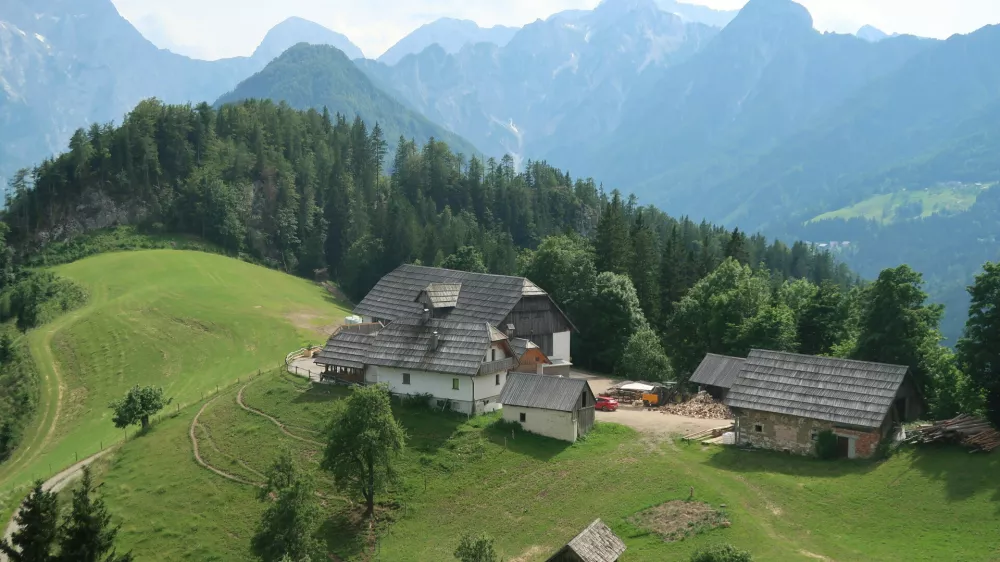 Konflikt na vidiku: Turizem noče biti &ldquo;molzna krava&rdquo; za kmetijstvo