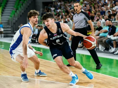 ko&scaron;arka, U20, Stožice