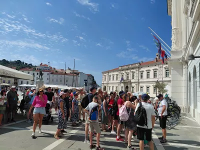 Turisti Piran, turistični ogledi mesta, Piran poletje