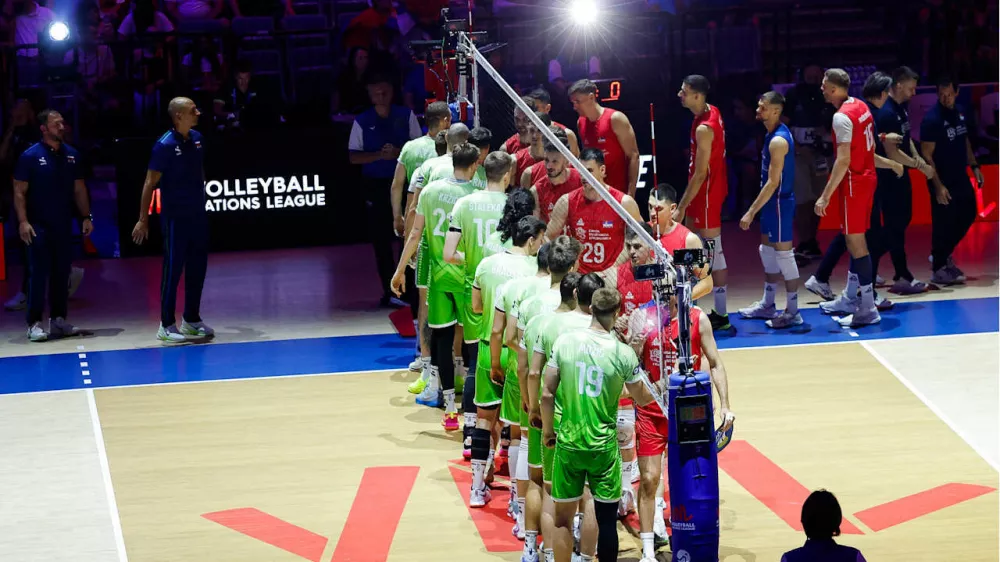 Slovenci so bili prepričljivo bolj&scaron;i od Srbije. Foto: Volleyballworld.com