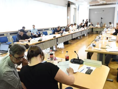 - 13.07.2023 &ndash; Radiotelevizija Slovenija - Svet RTV Slovenija &ndash; seja na kateri so imenovali novega predsednika uprave RTVS; uprava - vodstvo &nbsp; //FOTONik Erik Neubauer