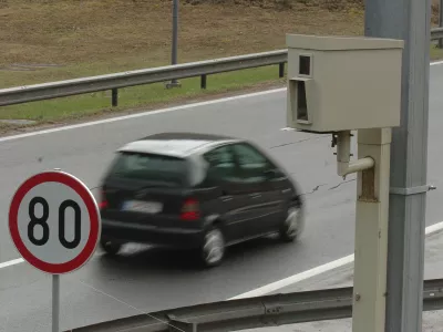 Radar pred tunelom Golovec, //FOTO: Matej Pov&scaron;eOPOMBA: ZA OBJAVO V ČASOPISU DNEVNIK