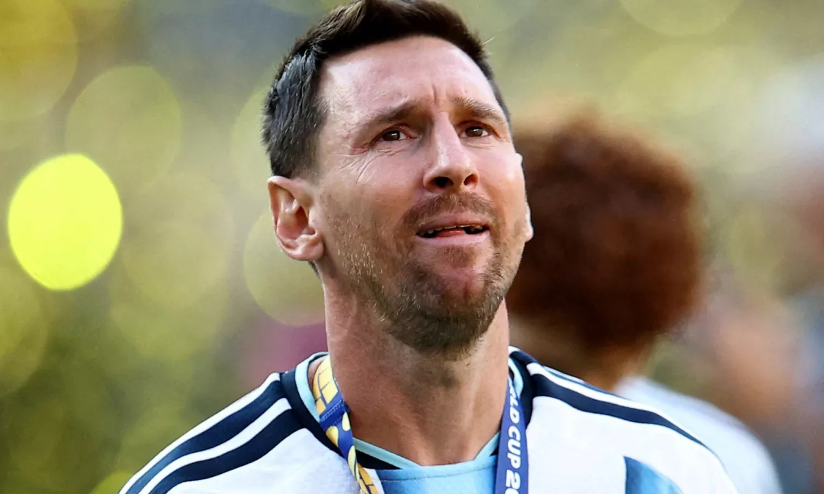 Čudna odločitev svetovnih športnih novinarjev o Messiju