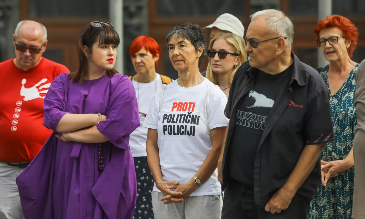 O čem bomo odločali na referendumu oziroma v "vojni za demokracijo"
