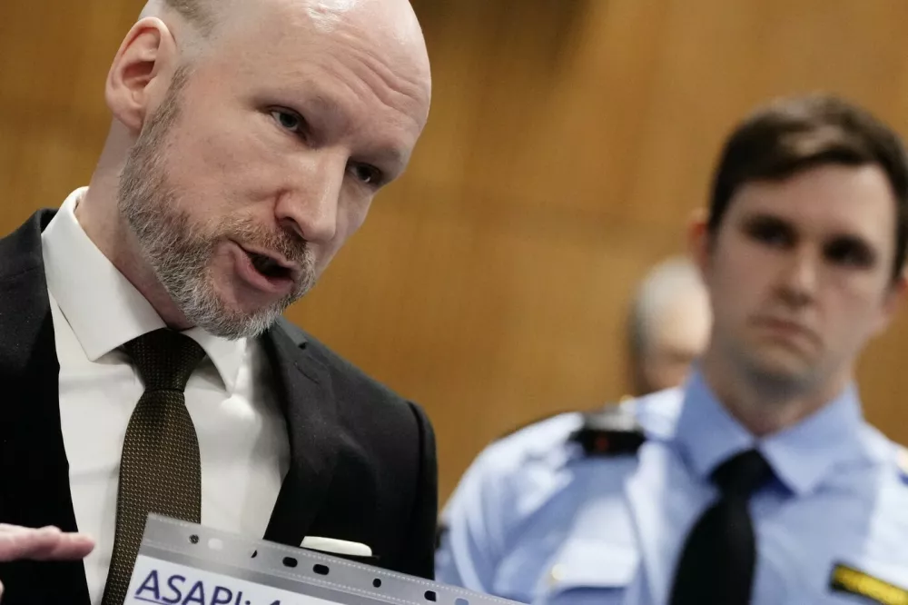 Anders Behring Breivik (L), named Fjotolf Hansen since 2017, is pictured at the courtroom for day one of the Ringerike, Asker and B&aelig;rum district court's processing of Breivik's petition for parole, on November 19, 2024 at Ringerike prison in Tyristrand, Norway. Fjotolf Hansen, formerly Anders Behring Breivik, was sentenced to 21 years in prison with a minimum term of 10 years, for the terrorist attacks in Oslo and Ut&oslash;ya on July 22, 2011. 77 people lost their lives in the attacks.,Image: 936268976, License: Rights-managed, Restrictions: Norway OUT, Model Release: no 