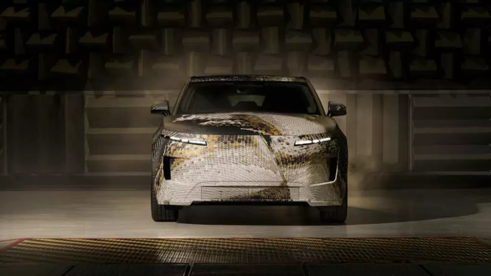 Range Rover predstavlja petega člana družine