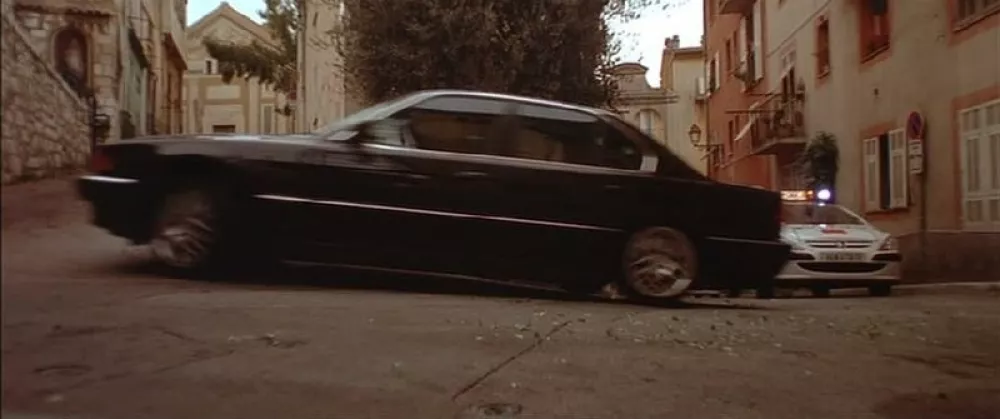 BMW serije 7 v filmu Prena&scaron;alec (The Transporter). / Foto: Imcdb