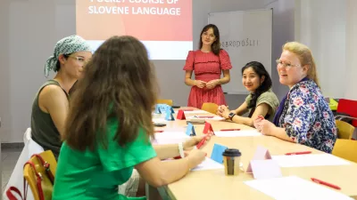 - 22.07.2026. - Kratek tečaj slovenskega jezika za tujce in turiste na Zavodu za Turizem Ljubljana.//FOTO: Bojan Velikonja