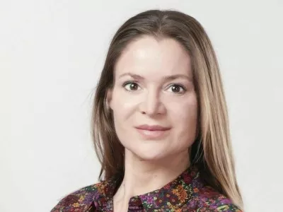 Nina Granda, arhitektkaurednica revije Outsider