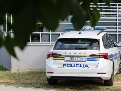 19.07.2026, Zagreb, Nocas je oko 4 sata iza ponoci izbio pozar u naselju Borovje u Ulici Davora Zbiljskog u kojem je jedna osoba smrtno stradala a druga je prevezena u bolnicu. Policijski ocevid je u tijeku. Photo: Emica Elvedji/PIXSELL