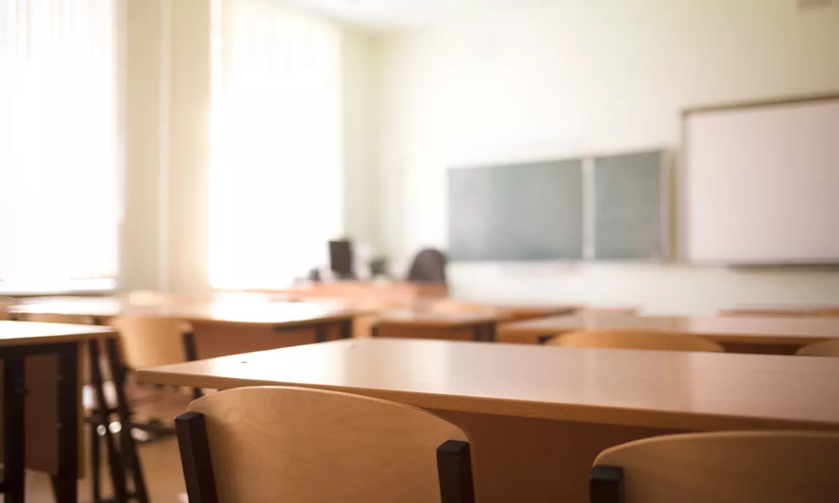 Pri 18 letih postal najmlajši profesor na svetu, danes poučuje študente svoje generacije