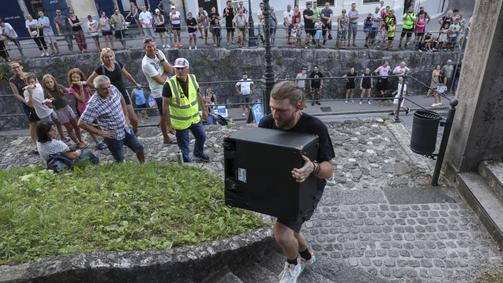 - 15.08.2024 - Kamnik - Kamfest - tek s fr&scaron;terkerjem //FOTO: Jaka Gasar