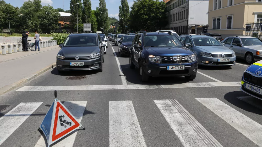 05.06.2025 - Simbolična fotografija Policija - prometna nesreča - policijski trakFoto: Luka Cjuha