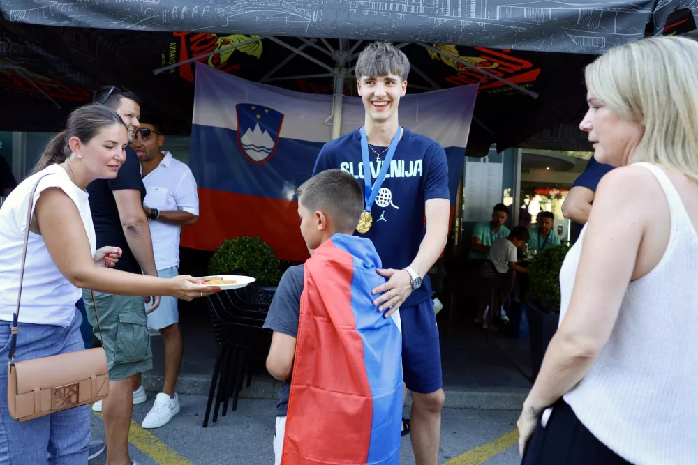 Evropski prvaki prispeli v domovino