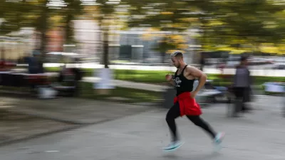 - 11.10.2025. - Sombolična fotografija, priprave na maraton, tek, rekreacija, zdravo življenje.//FOTO: Bojan Velikonja