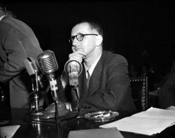 Brecht 2 Brecht 2
