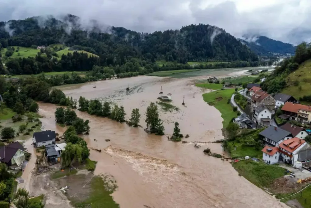 &scaron;kofja loka poplave