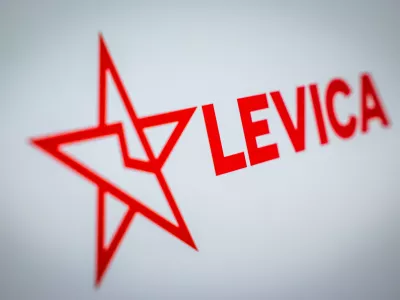 Ljubljana, sedez Levice.Logotip stranke Levica.