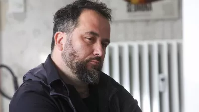 Matevž Luzar, režiser in scenarist, predsednik Dru&scaron;tva slovenskih režiserjev in režiserk - 16.02.2024. Sestanek predstavnikov vizualnih ustvarjalcev v zvezi finančnih transakcij Kolektivne organizacije za avtorske pravice AIPA k.o. z na&scaron;im novinarjem Sebastijanom Morozovim.FOTO: Bojan Velikonja