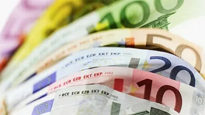 Državni proračun v sedmih mesecih z milijardnim primanjkljajem