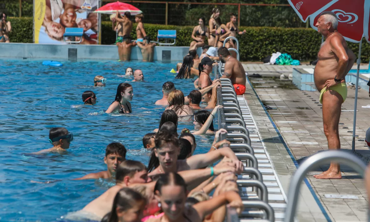 Kljub brezplačnim vstopnicam na kopališčih brez hujše gneče