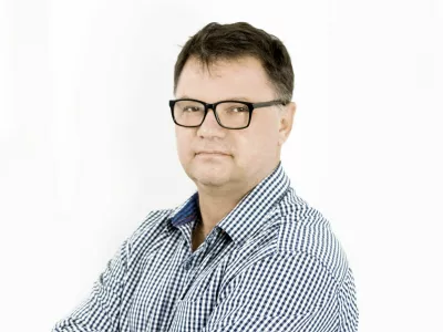 Miha &Scaron;tamcar, komentator