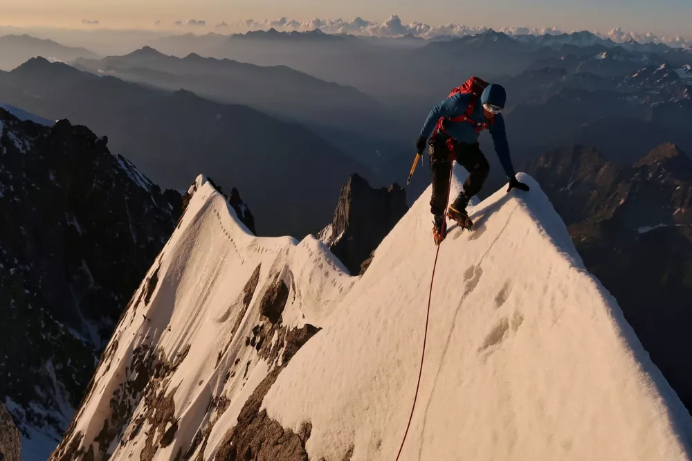 Slovenska alpinistična &scaron;ola je ena najprepoznavnej&scaron;ih oblik sistematičnega alpinističnega usposabljanja v evropskem prostoru Foto: Martin Žumer