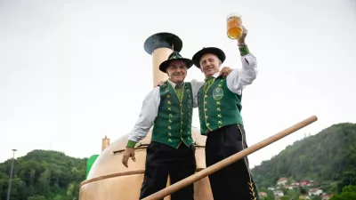 Pivo in cvetje