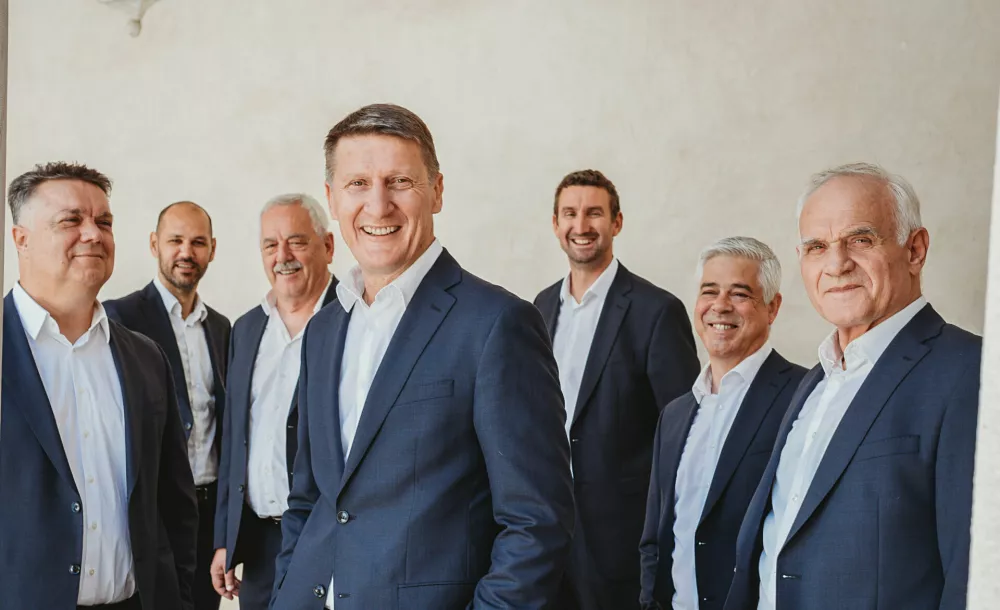 Tomislav Bralić in klapa Intrade / Foto: Arhiv
