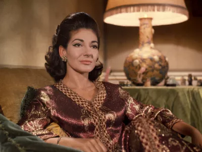 Opera star, Maria Callas, at her Paris home,Image: 711100248, License: Rights-managed, Restrictions:, Model Release: no / Foto: John Baker / Topfoto Via Profimedia
