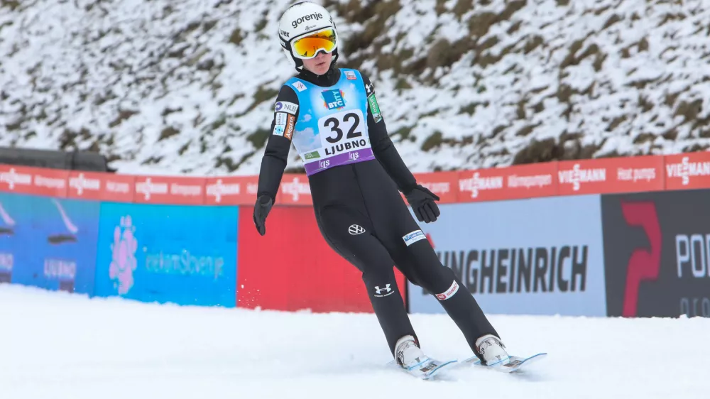 - Ema Klinec,- 15.02.2025. - Svetovni pokal v smučarskih skokih za ženske Ljubno 2025.//FOTO: Bojan Velikonja