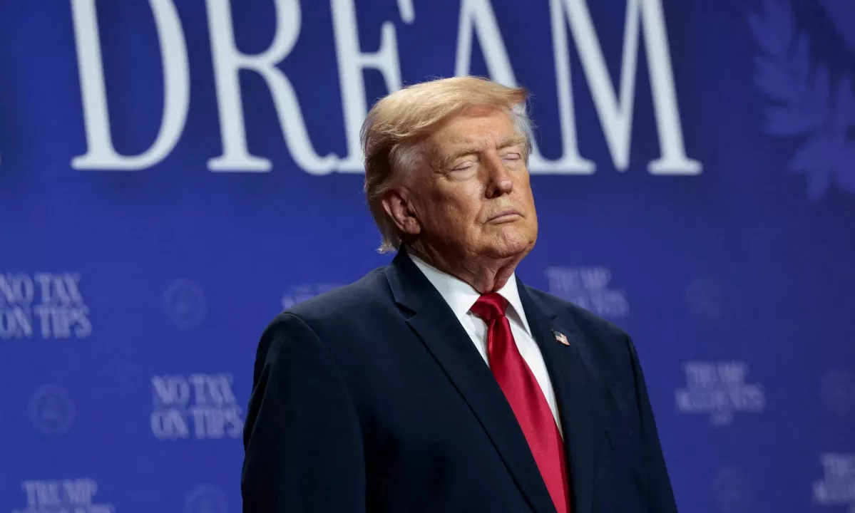 Trump pred najtežjim političnim preizkusom, številke so rekordno nizke