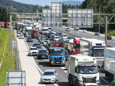 06.07.2026. Zastoj na zahodni obvoznici. Foto: Bojan Velikonja