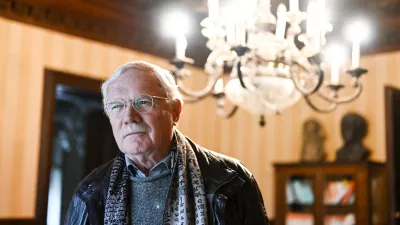21.11.2022 – Slavko Pregl, mladinski pisatelj, pripovednik, basnopisec, založnik in urednik //FOTO: Nik Erik NeubauerOPOMBA: DNEVNIKOV OBJEKTIV – INTERVJU 2022